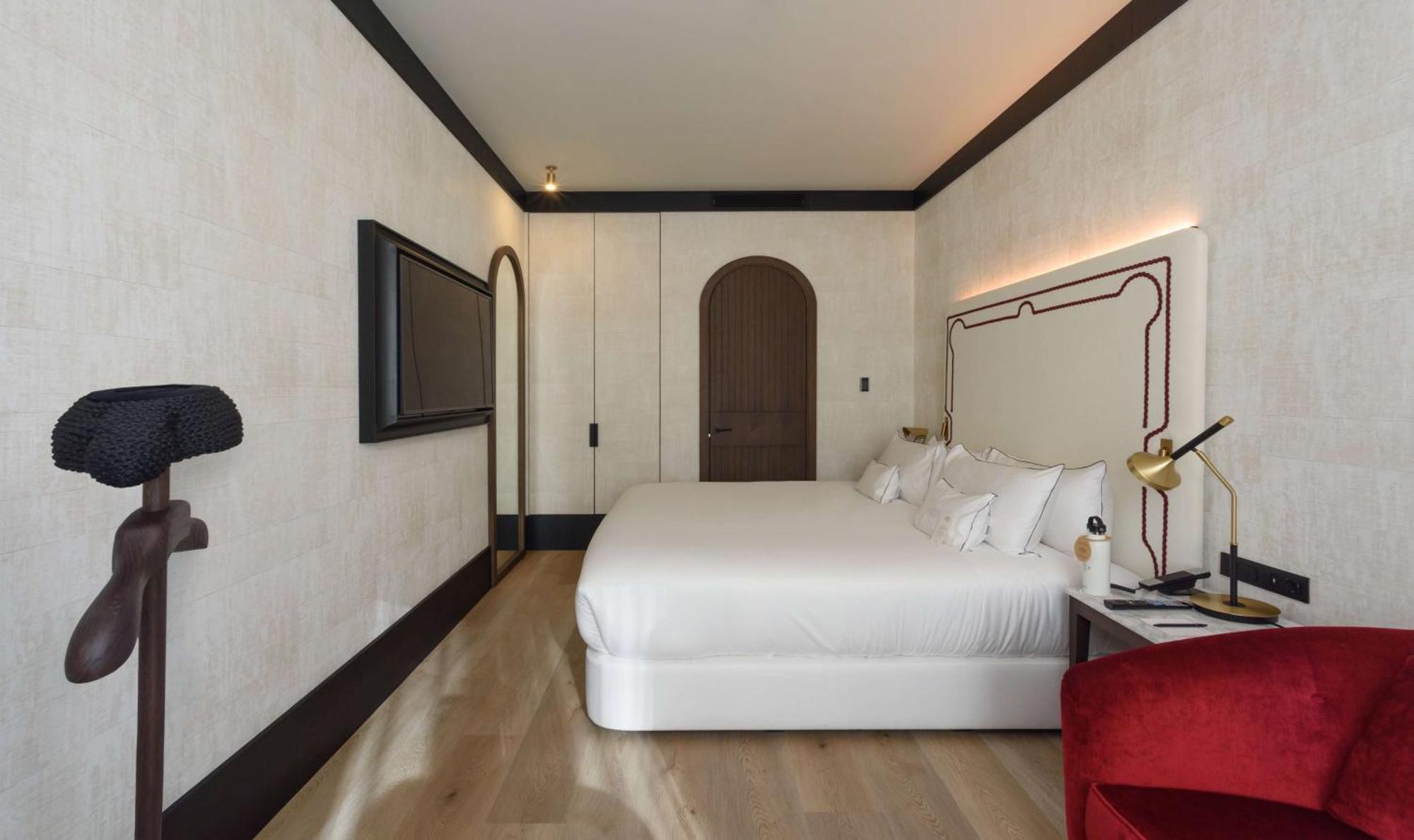 Hotel Montera Madrid, Curio Collection By Hilton Екстер'єр фото