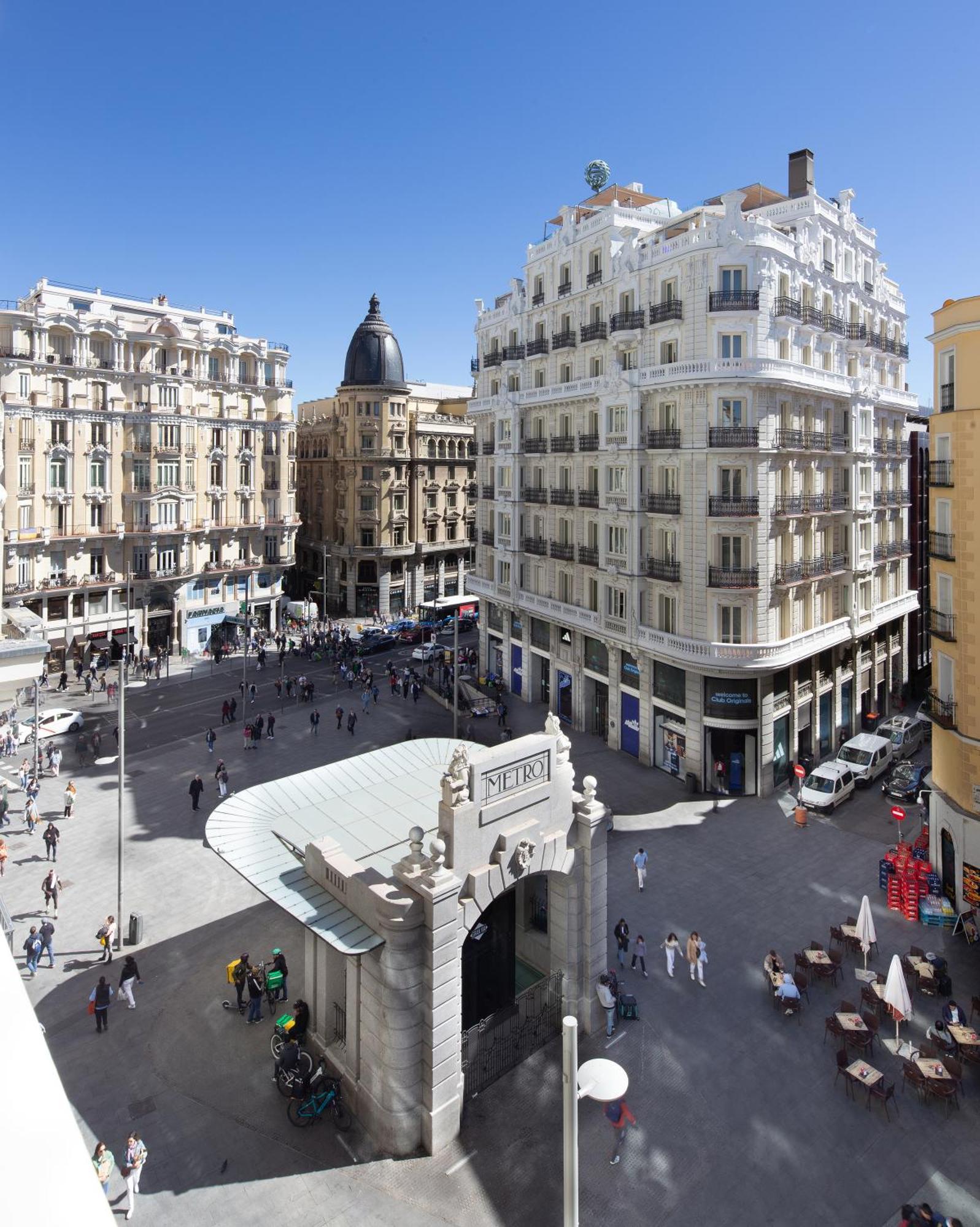 Hotel Montera Madrid, Curio Collection By Hilton Екстер'єр фото