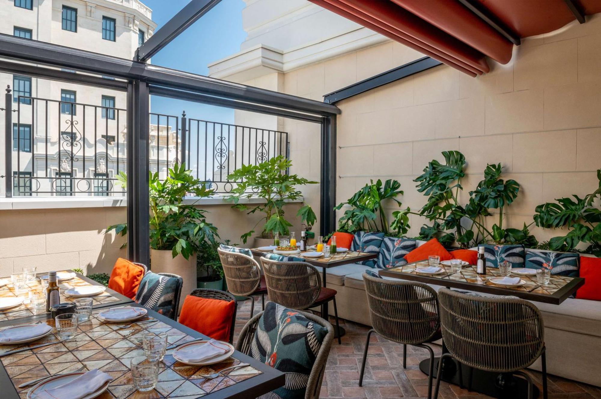 Hotel Montera Madrid, Curio Collection By Hilton Екстер'єр фото