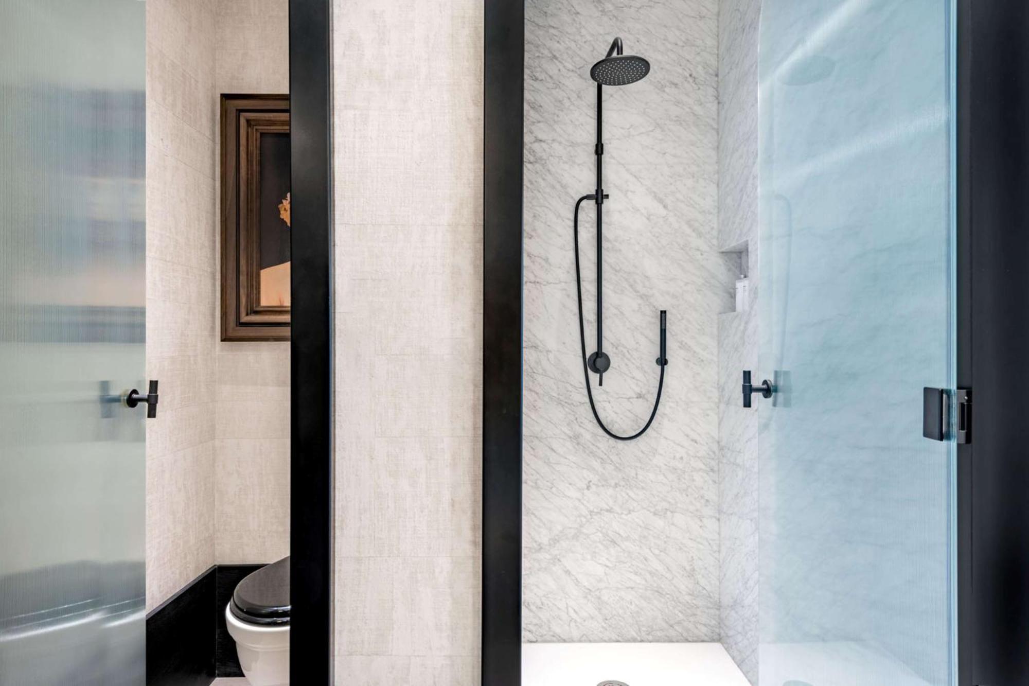 Hotel Montera Madrid, Curio Collection By Hilton Екстер'єр фото