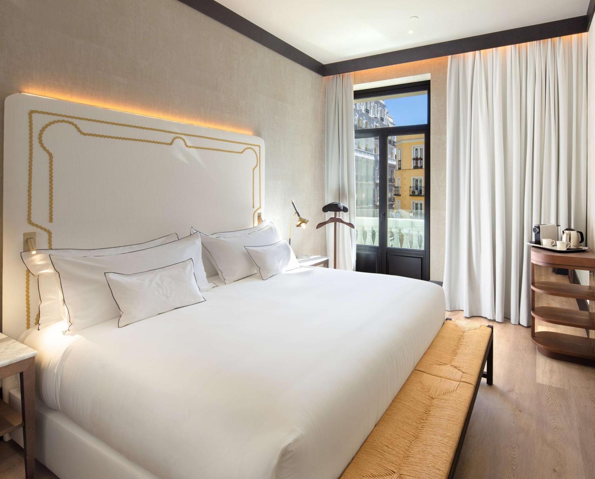 Hotel Montera Madrid, Curio Collection By Hilton Екстер'єр фото